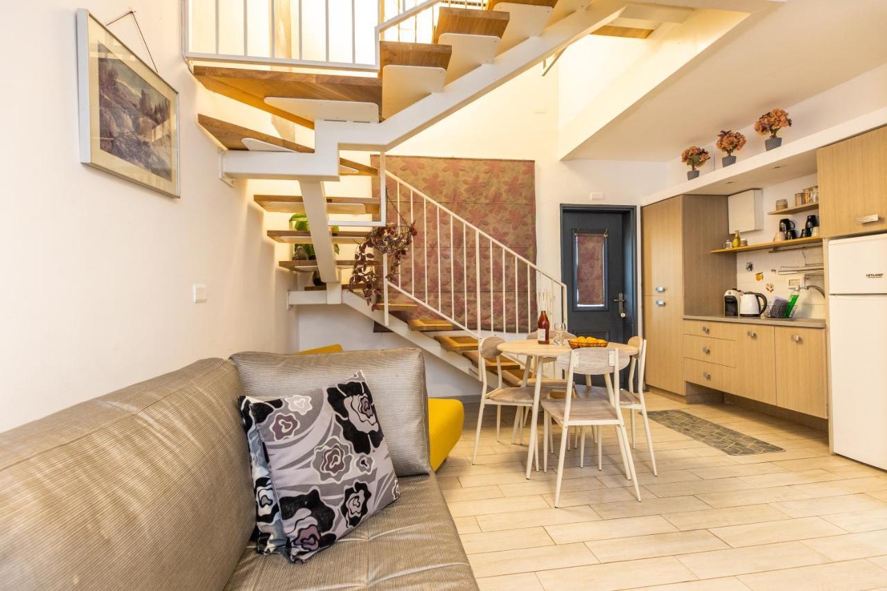 Nuriel Fruit & Guest House Sheʼar Yashuv Kültér fotó