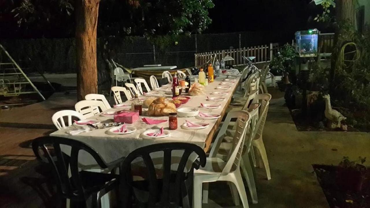 Nuriel Fruit & Guest House Sheʼar Yashuv Kültér fotó